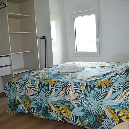 De La Chicoree Apartment Saint-Folquin